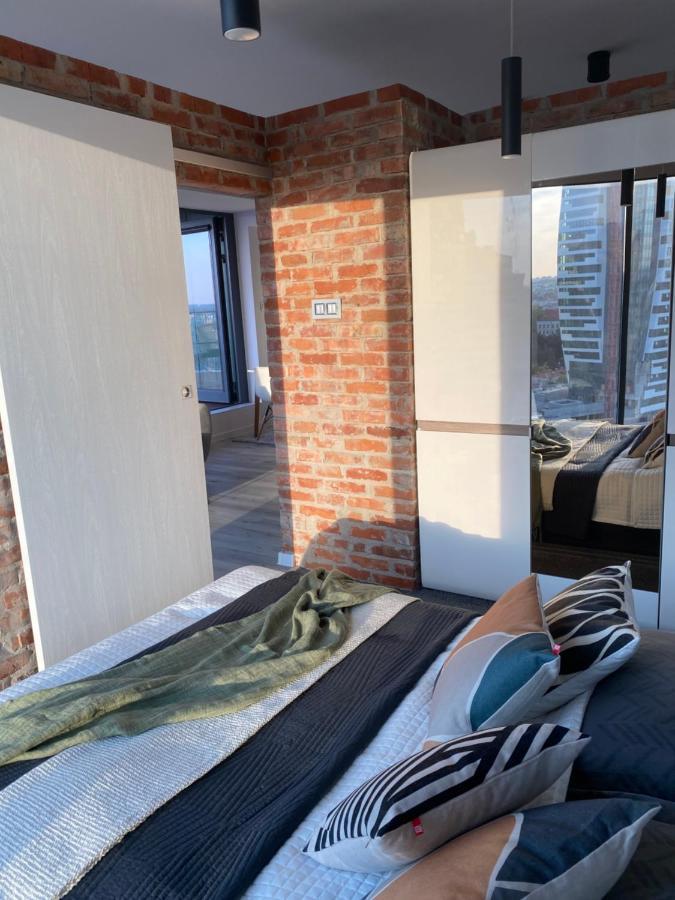 Capital Towers Splendor Apartment Rzeszow Ngoại thất bức ảnh